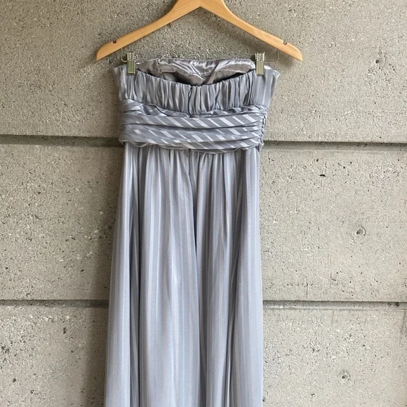 Gown Silver Striped - Picture 5 of 8